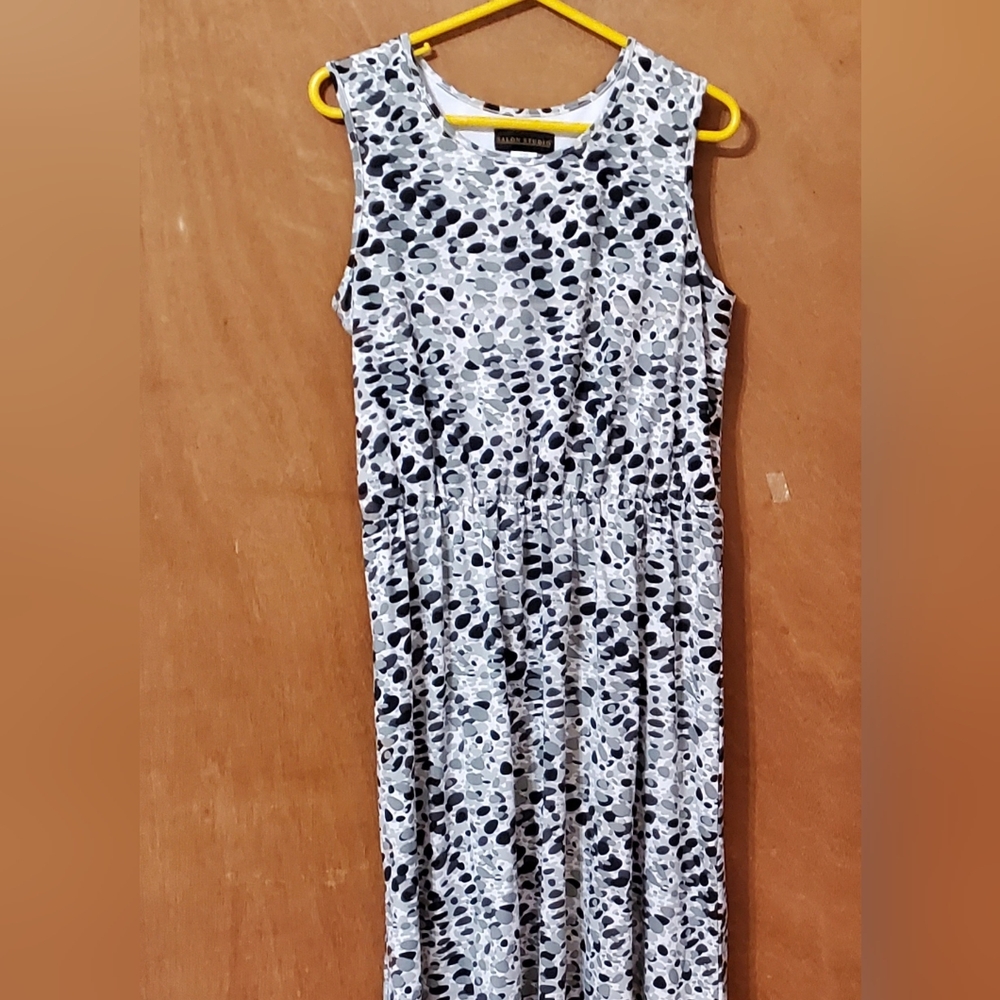 Salon Studio Size LP Gathered Waist Sleeveless Dress